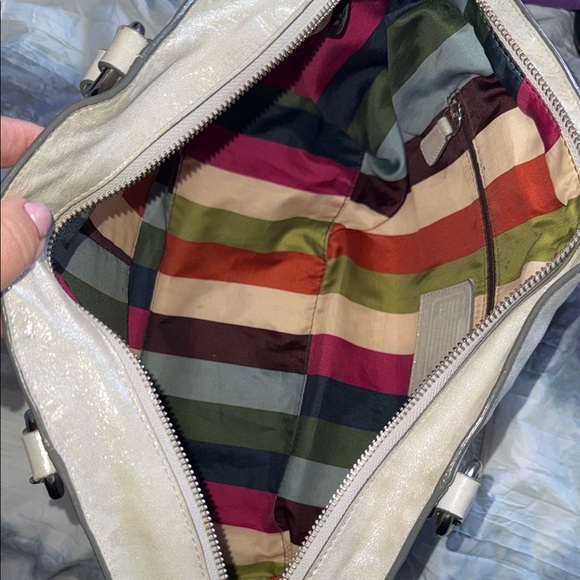 Coach Poppy Shimmering Metallic Cream Shoulder Bag with Legacy Lining - Picture 14 of 15